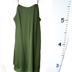 Nannette‎ Lapore Green Slip Lingerie Size 10